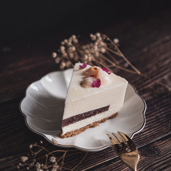 Raspberry Rose Cheesecake with Lychee - Hua Bar Floral Design
