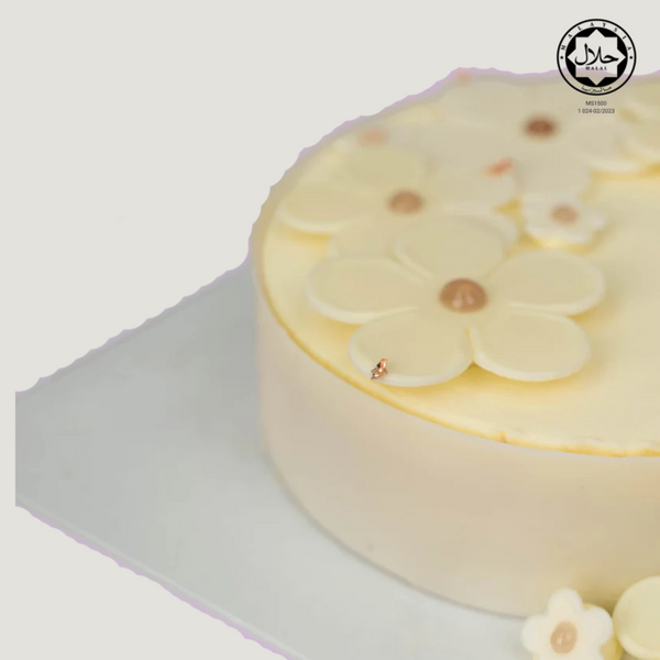Fleur de Vanille Entremet 7 Inch